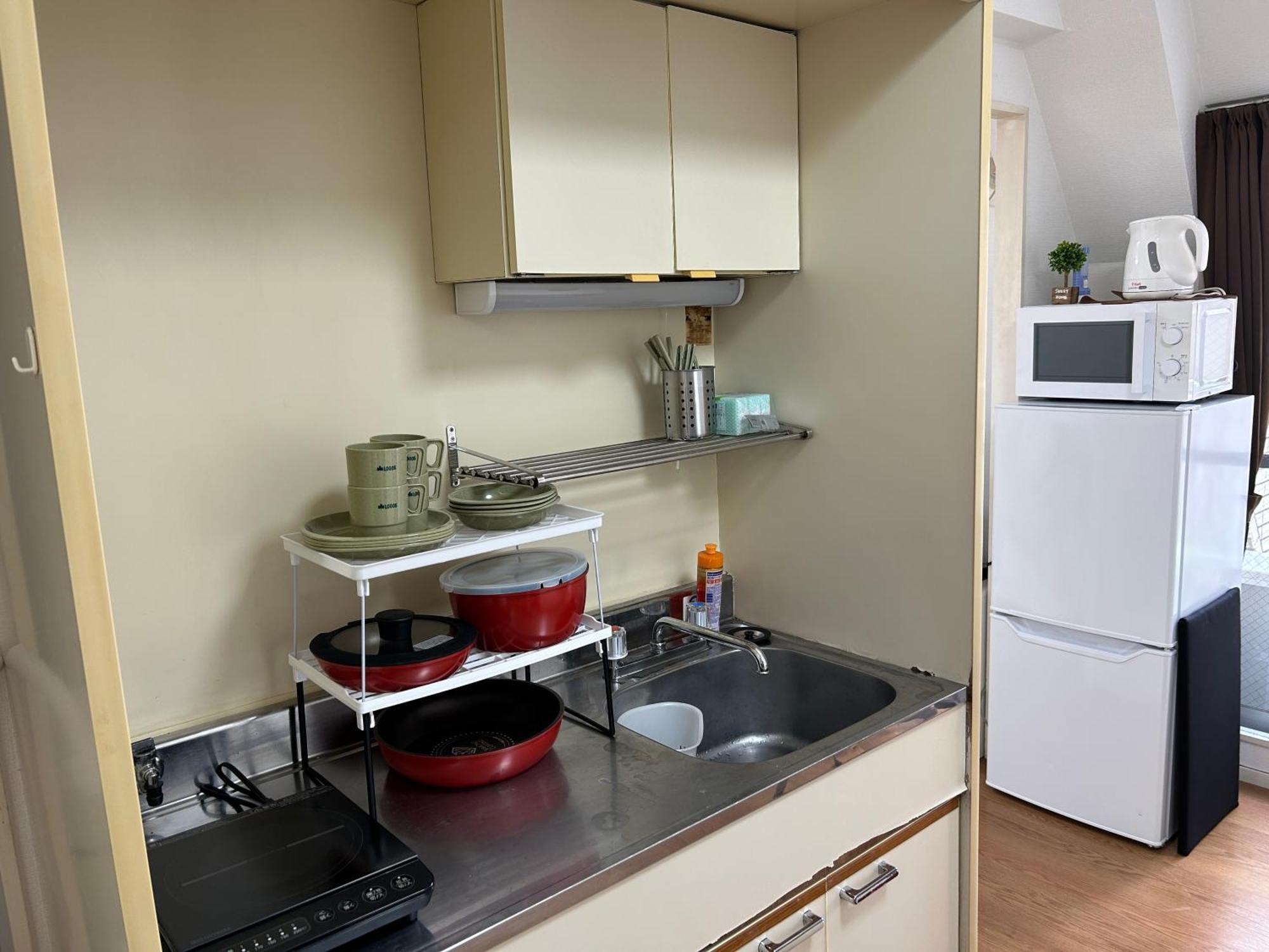 Guest House Zwell Hakata Ohori Park Fukuoka  Buitenkant foto