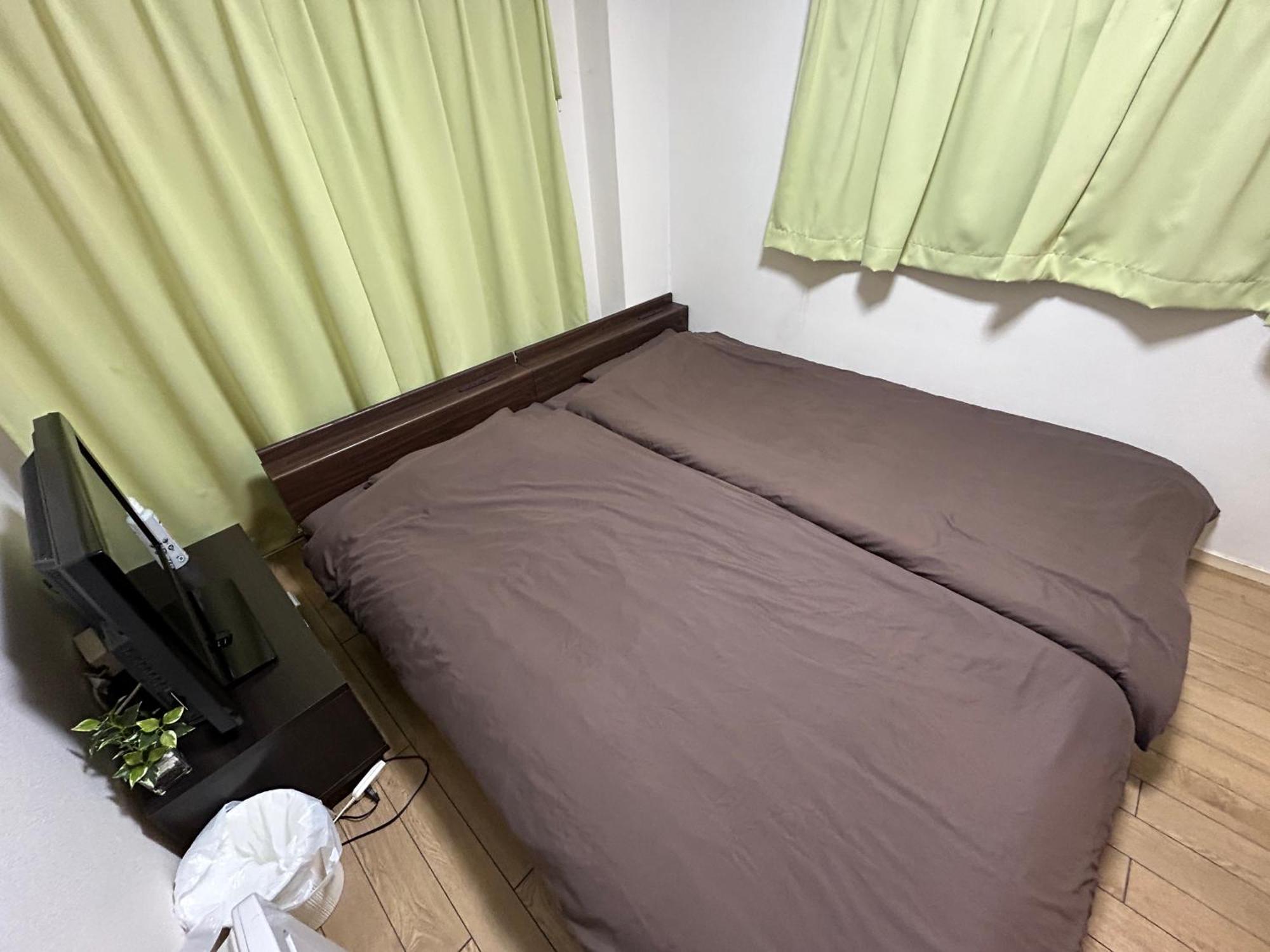 Guest House Zwell Hakata Ohori Park Fukuoka  Buitenkant foto